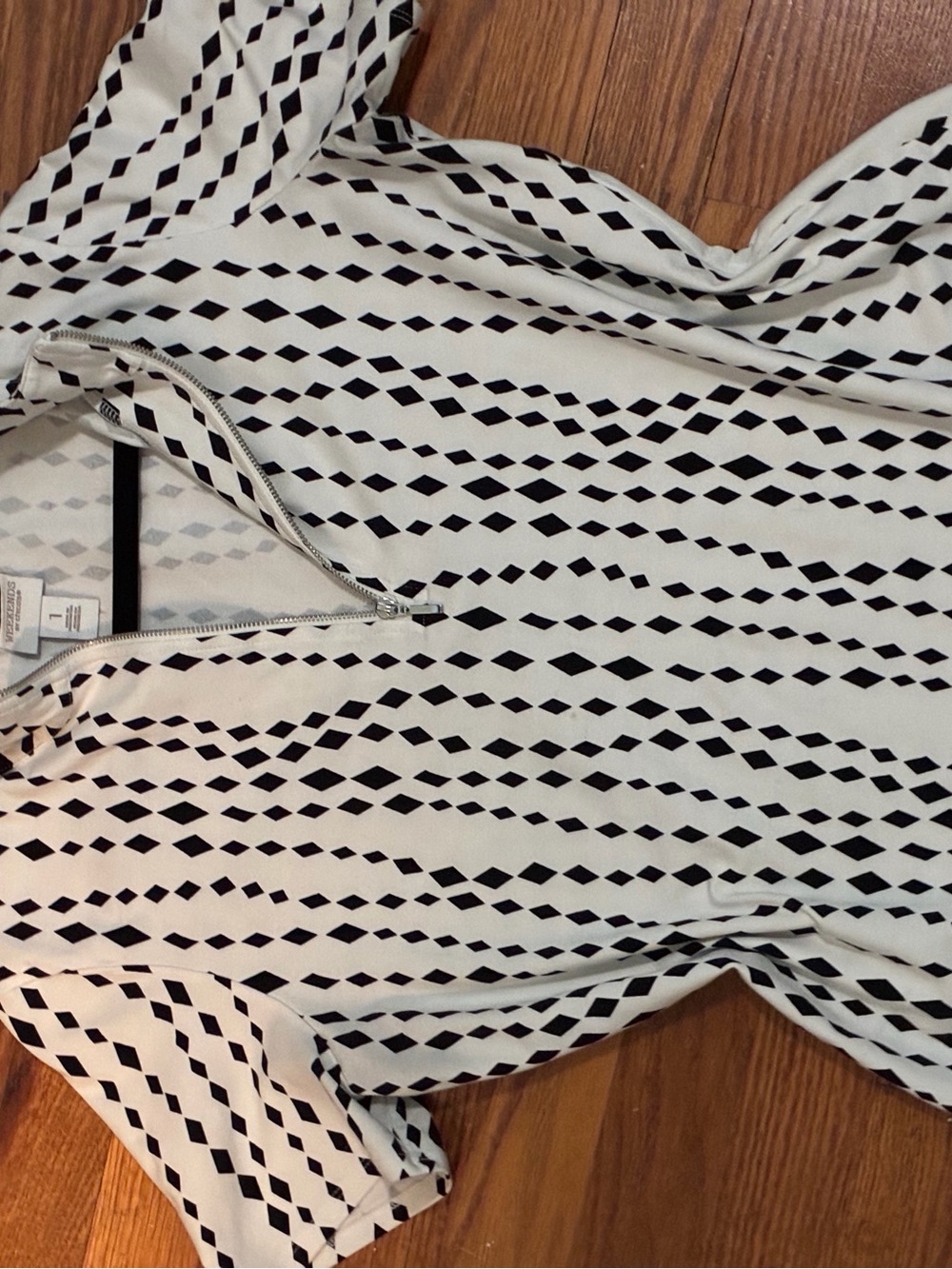 Black & White Geometric Midi Top with Front Zip